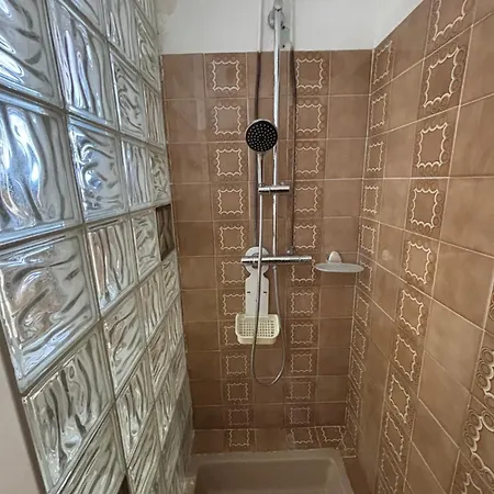 Le Geranium ポール・ラ・ヌーヴェル